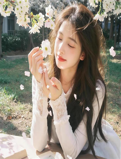 年轻的护士4在线观看视频_狐妖小红娘电视剧全集免费观看_半妖乳娘在线观看